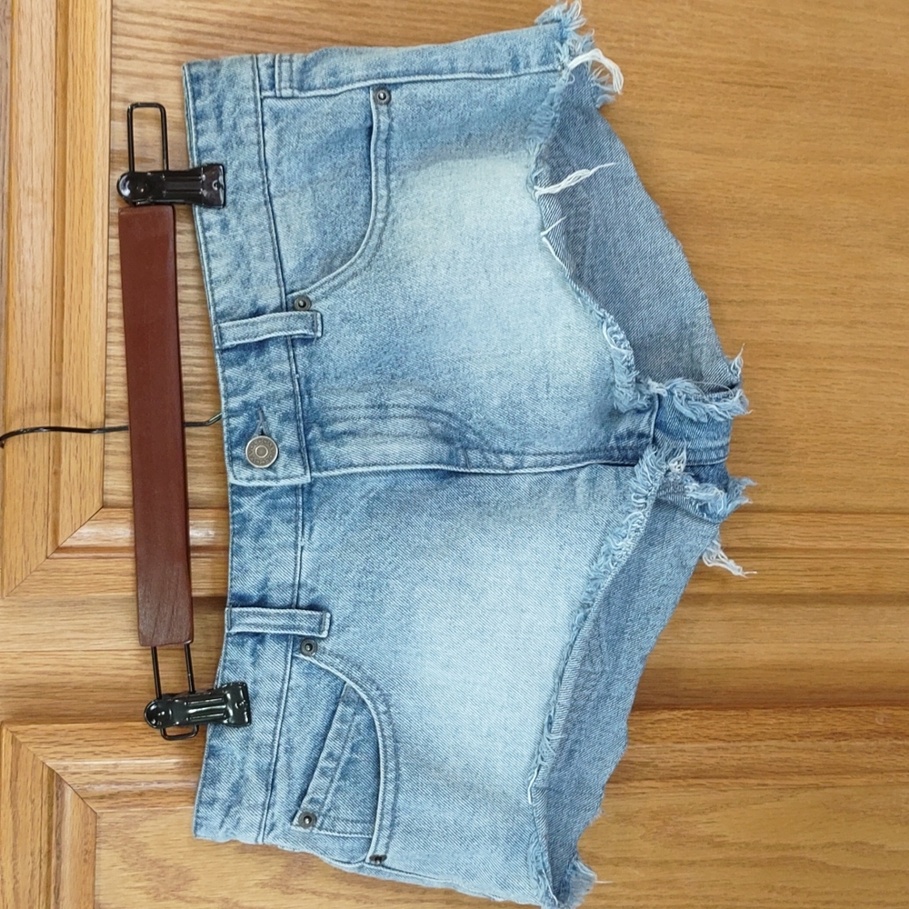 Volcom Volstone Micro Shorts Size 9 Juniors Light Wash